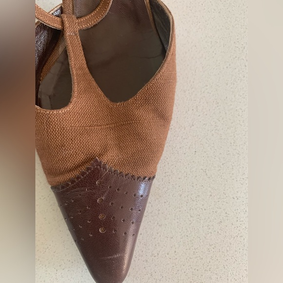 Manolo Blahniks strappy kitten heels size 40 1/2 - Picture 8 of 9